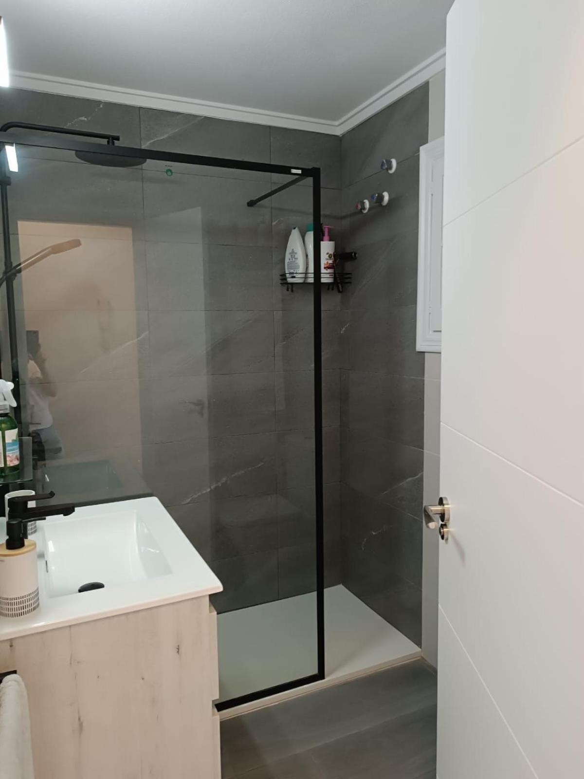 Residencia Alhambra Los Cisnes Torrevieja Dış mekan fotoğraf